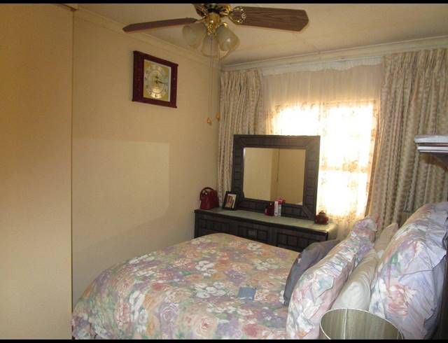 3 BEDROOM HOUSE SOLD IN MOTALABAD